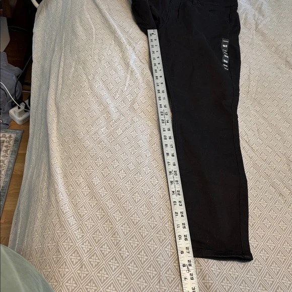 Size 16S 16 short Torrid Bombshell skinny jeans black NWT - Picture 6 of 8